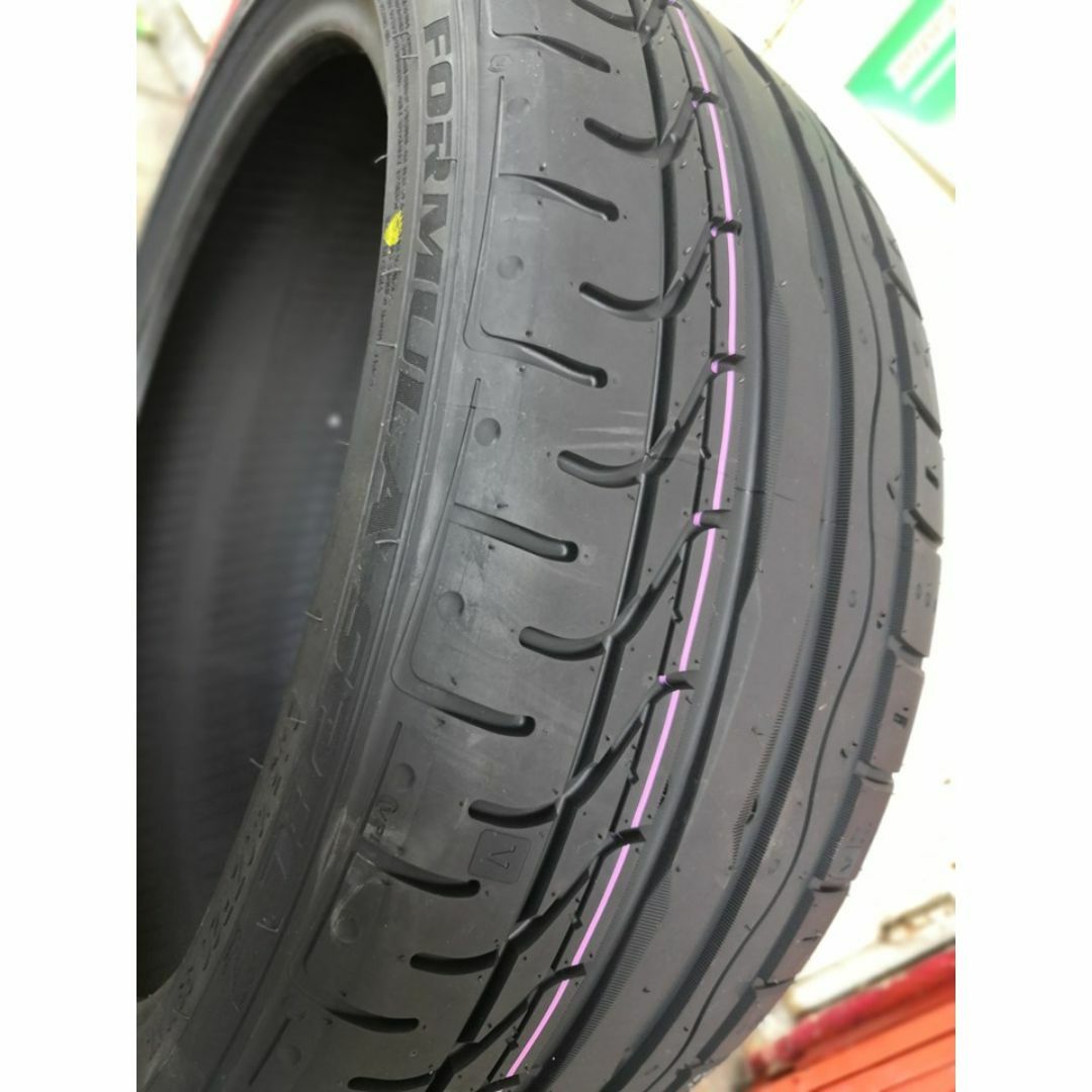 235/35R19 新品未使用 タイヤ 4本セット 送料無料！19インチ 自動車/バイクの自動車(タイヤ)の商品写真