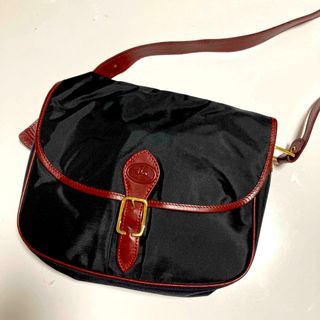 ロンシャン(LONGCHAMP)のLONGC HAMP メッセンジャー　ロンシャン　ショルダーバック　ブラック(ショルダーバッグ)