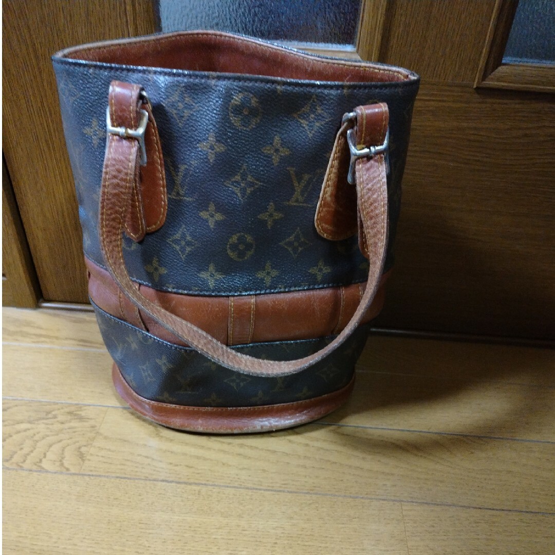 LOUIS VUITTON - お値下げ。ルイヴィトン モノグラム バケット LOUIS VUITTON - お値下げ。ルイヴィトン モノグラム バケット