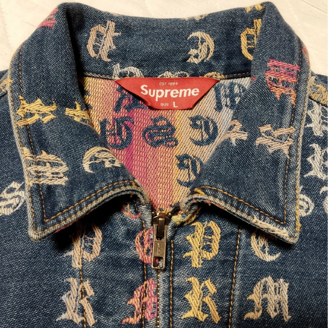 Supreme(シュプリーム)の22SS Gradient Jacquard Denim Work Jacket メンズのジャケット/アウター(Gジャン/デニムジャケット)の商品写真