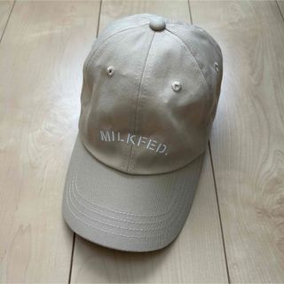 ミルクフェド(MILKFED.)のミルクフェド　ベージュ　キャップ(キャップ)