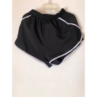 シーイン(SHEIN)の中古　シーイン　SHEIN Sサイズ　黒　ショートパンツ　短パン(ハーフパンツ)