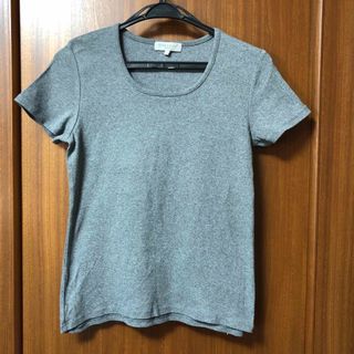 美品　セオリアのグレーのシンプルなTシャツ(Tシャツ(半袖/袖なし))