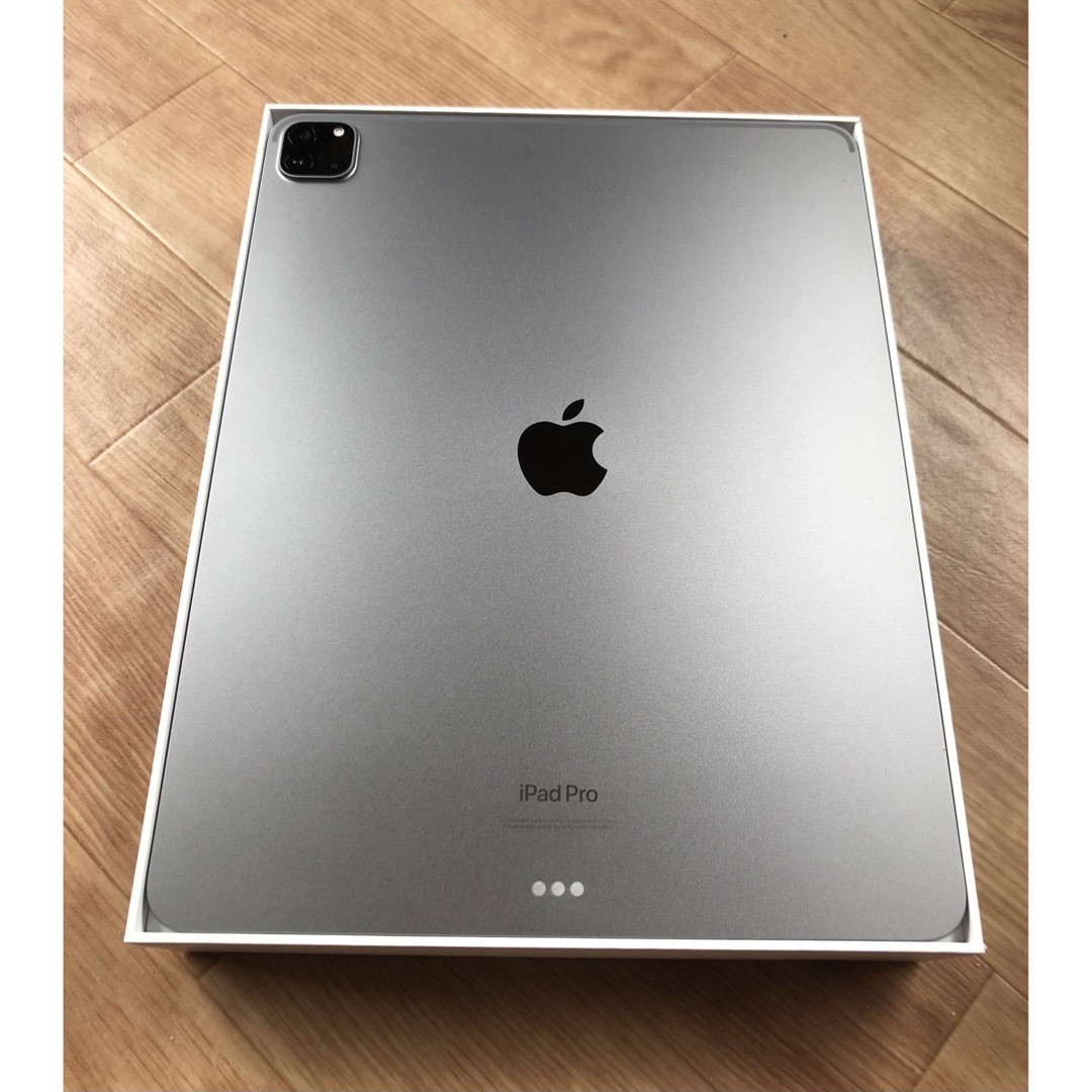 iPad(アイパッド)の新品同様★iPad pro★保証10ヶ月★12.9インチ★第６世代★256G スマホ/家電/カメラのPC/タブレット(タブレット)の商品写真