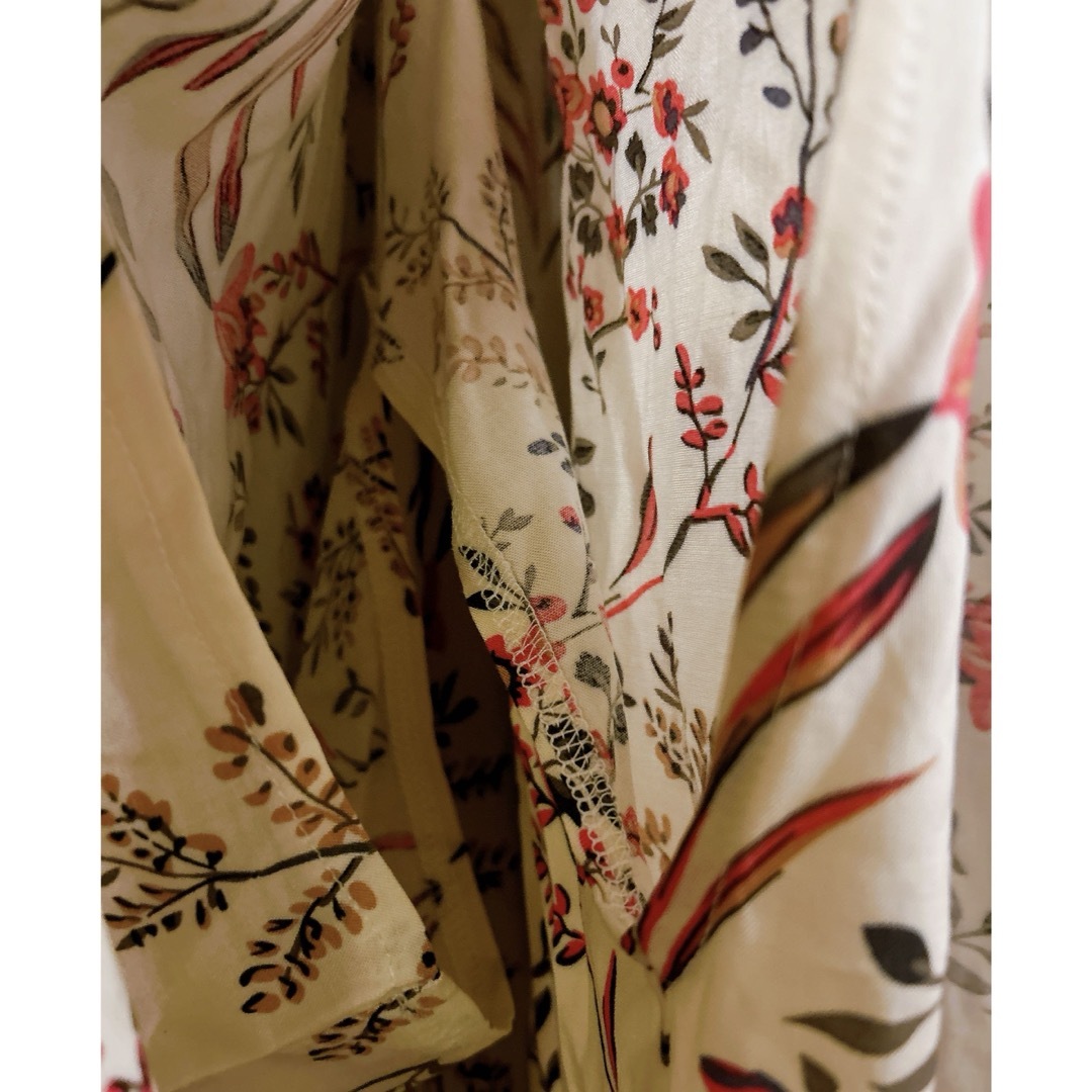SALE！花柄 アジアン系柄 羽織り ロングカーディガン 着物 レディースのトップス(カーディガン)の商品写真