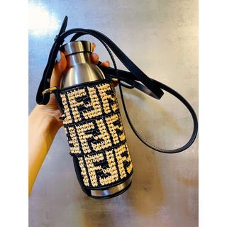 フェンディ(FENDI)の値下げ！FENDI 水筒 タンプラー(水筒)