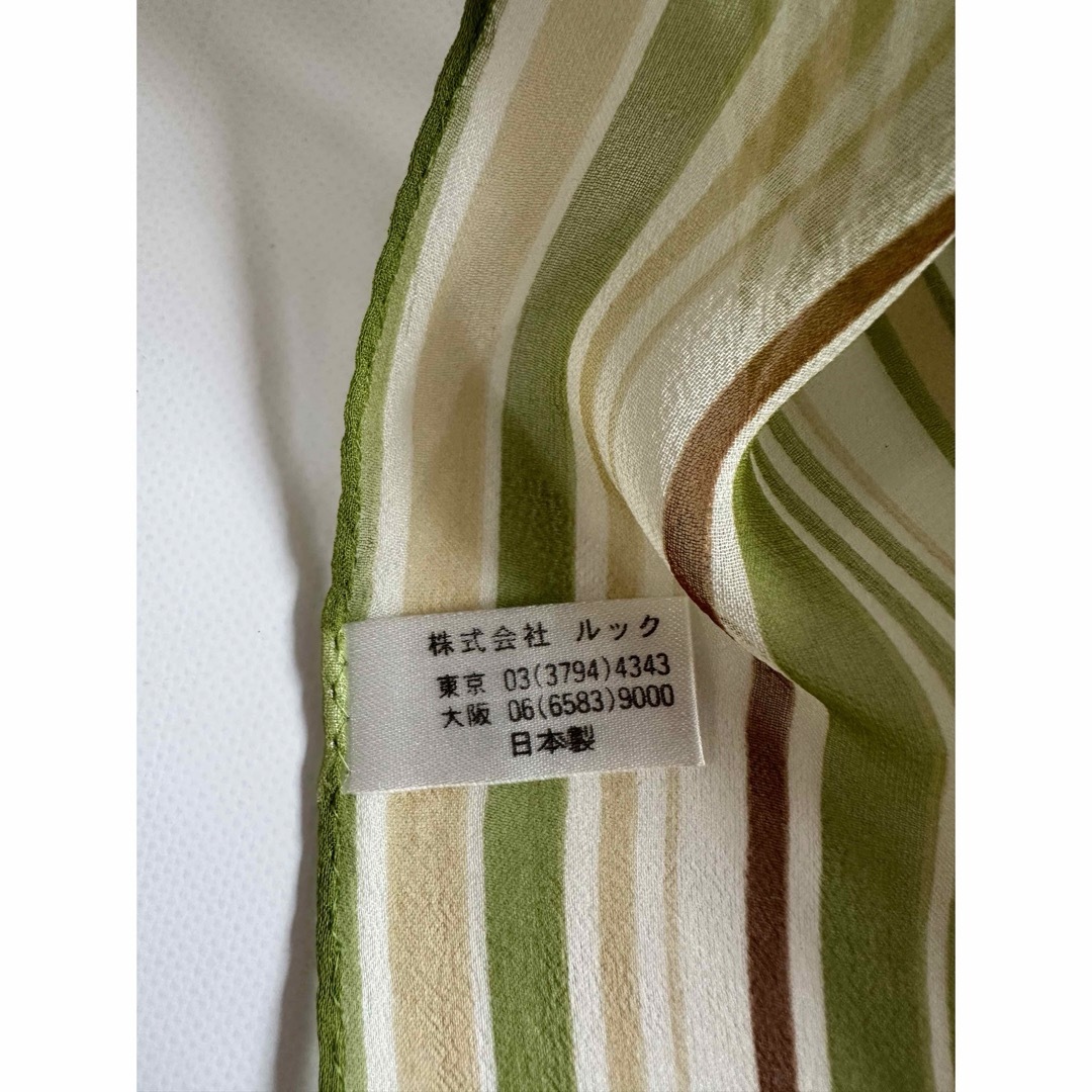 シルク　ミニ　スカーフ　長方形　透け感あり　ストライプ　グリーン系 レディースのファッション小物(バンダナ/スカーフ)の商品写真