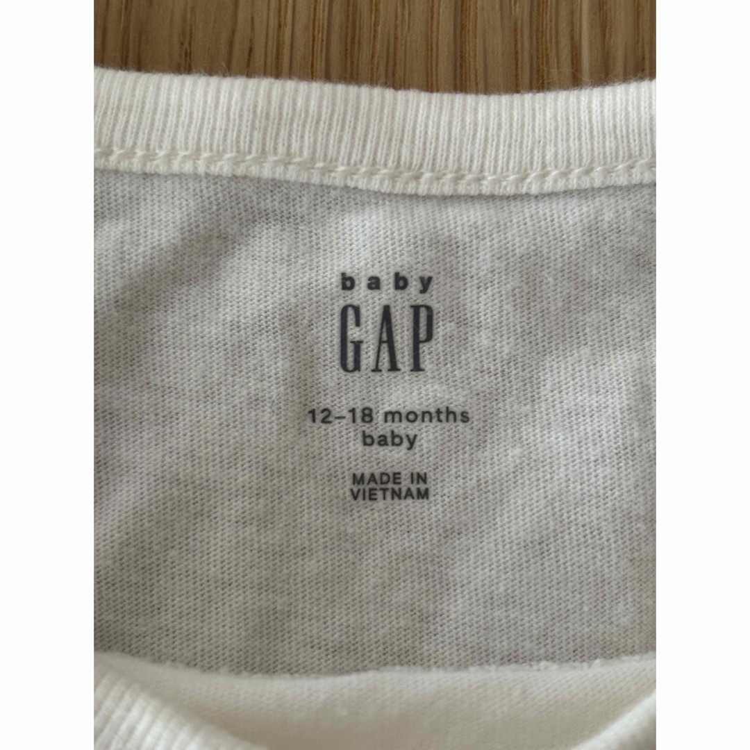 babyGAP(ベビーギャップ)のBabyGAP ロンパース キッズ/ベビー/マタニティのベビー服(~85cm)(ロンパース)の商品写真