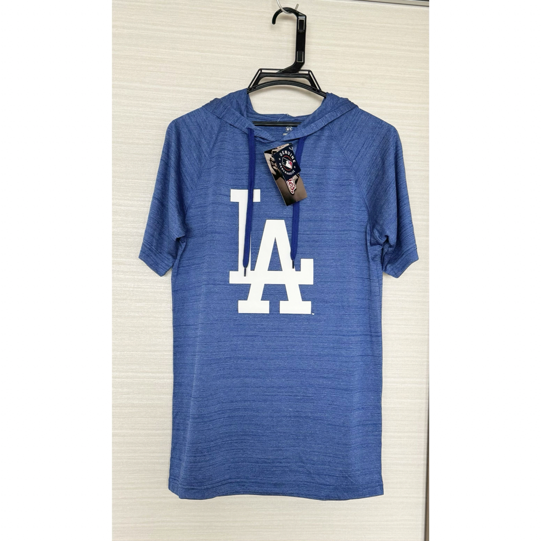 MLB(メジャーリーグベースボール)のロサンゼルス　ドジャース　パーカー　半袖　Tシャツ　MLB公式 スポーツ/アウトドアの野球(記念品/関連グッズ)の商品写真