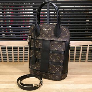 ルイヴィトン(LOUIS VUITTON)の新品同様 ルイヴィトン 希少 モノグラム トレサージュトート 2WAYバッグ(ハンドバッグ)