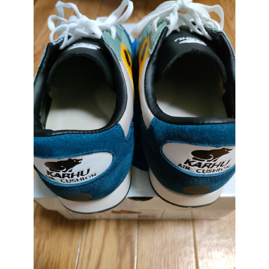 KARHU(カルフ)のカルフ　KARHU　スニーカー メンズの靴/シューズ(スニーカー)の商品写真