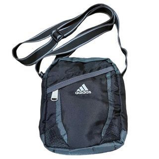 アディダス(adidas)のAdidas アディダス ナイロン ショルダーポーチバッグ ポーチ old 黒(ウエストポーチ)