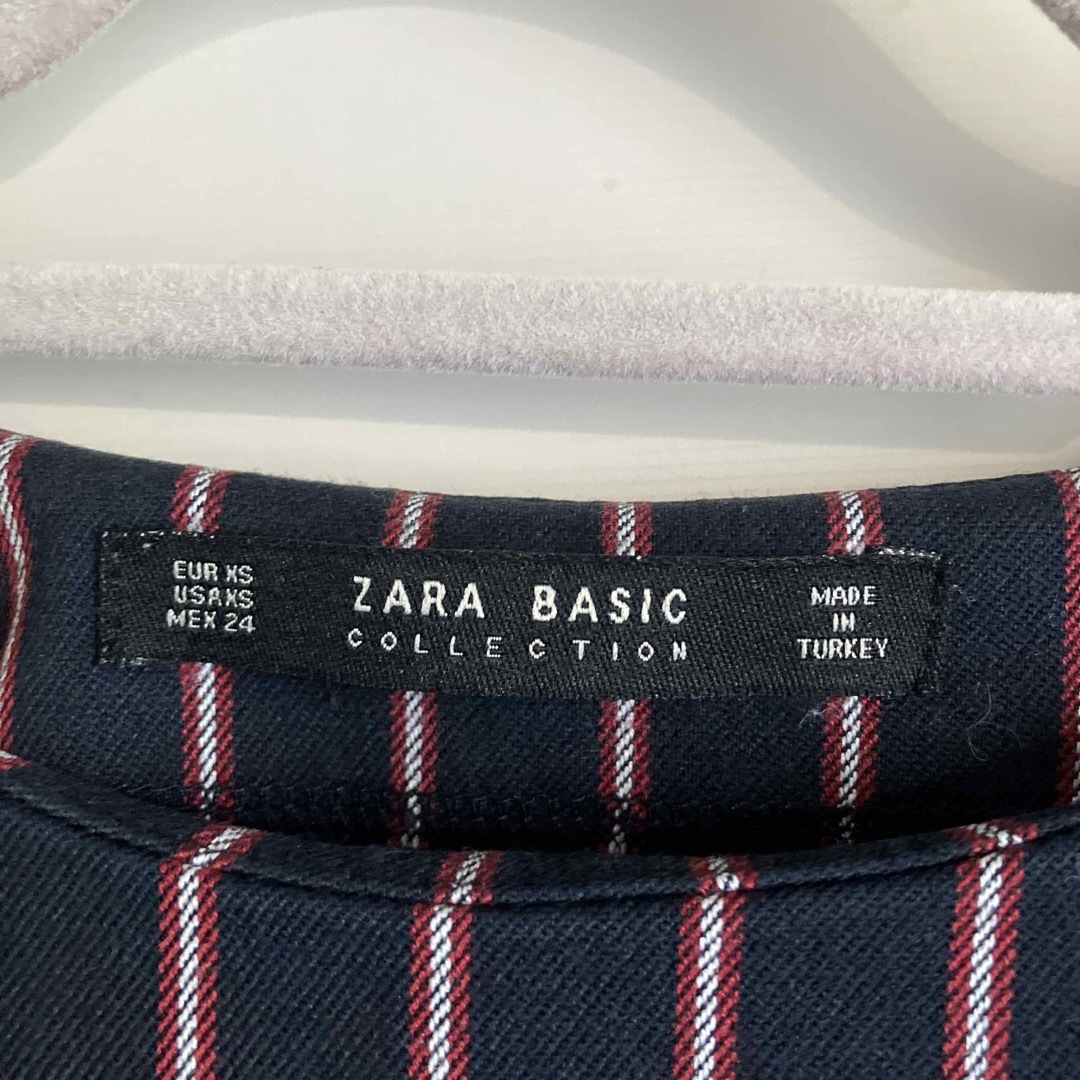 ZARA(ザラ)のザラベーシック　ストライプ　トップス　フリル　XS レディースのトップス(カットソー(半袖/袖なし))の商品写真