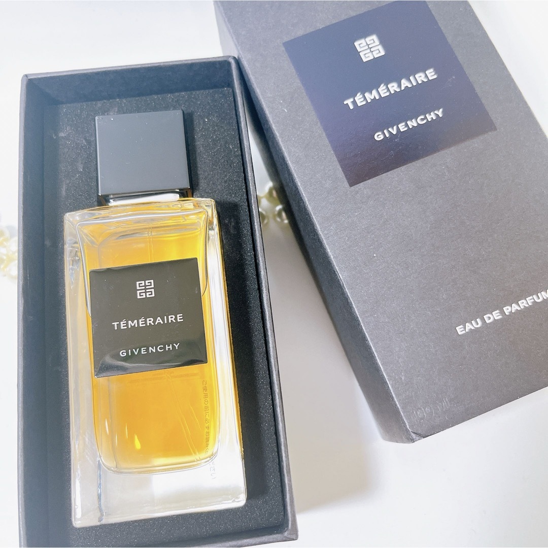 GIVENCHY(ジバンシィ)のGIVENCHY ド　ジバンシイ　 TEMERAIRE テメレール  100ml コスメ/美容の香水(香水(女性用))の商品写真