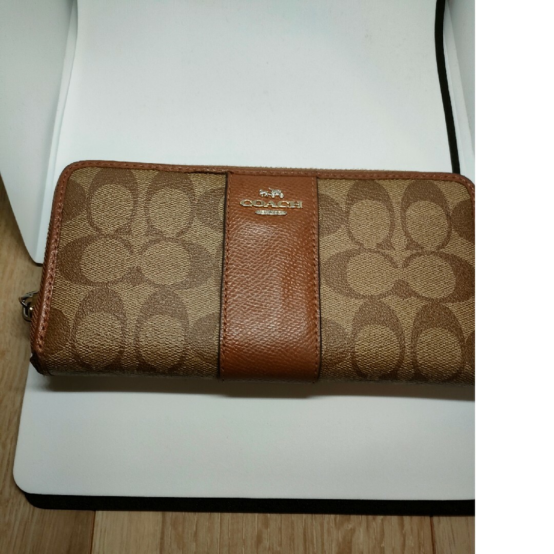 COACH(コーチ)のコーチ長財布 レディースのファッション小物(財布)の商品写真