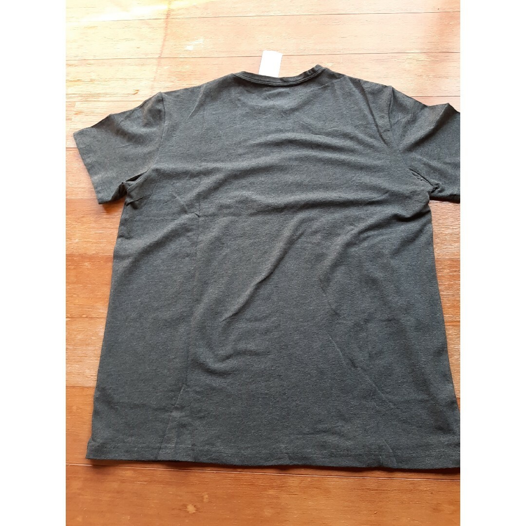 新品　送料無料　メンズMサイズ　半袖Tシャツ　2枚セット メンズのトップス(Tシャツ/カットソー(半袖/袖なし))の商品写真
