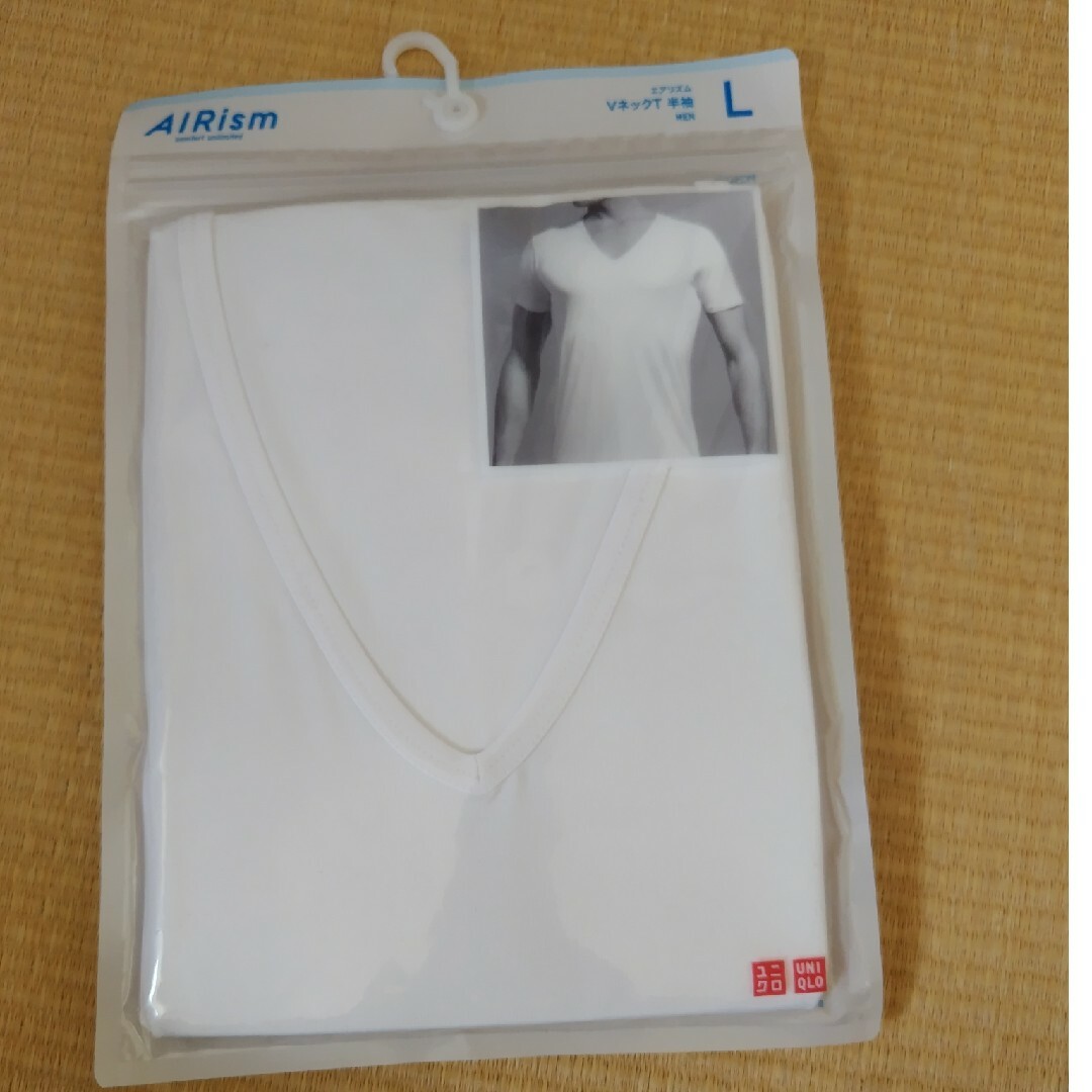 UNIQLO(ユニクロ)のエアリズム　VネックT　半袖 メンズのトップス(Tシャツ/カットソー(半袖/袖なし))の商品写真