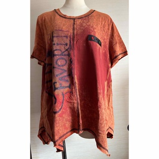 半袖Tシャツ　オレンジ系　ユニセックス　デザインTシャツ　フリーサイズ　1点物(Tシャツ/カットソー(半袖/袖なし))
