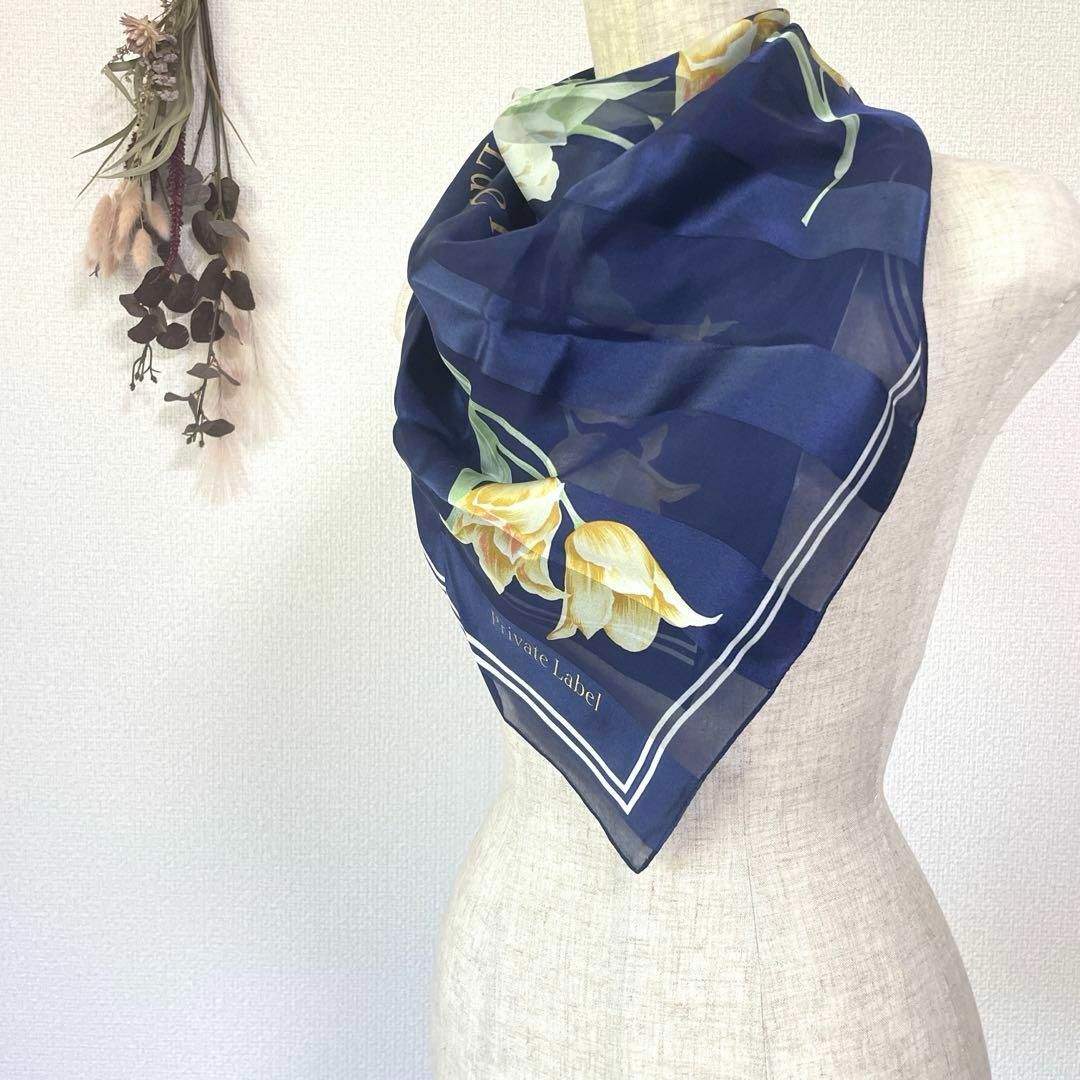 大判スカーフ スカーフ シルク 絹 シースルー チューリップ柄 ネイビー レディースのファッション小物(バンダナ/スカーフ)の商品写真