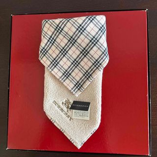 バーバリー(BURBERRY)のBurberryタオルハンカチ 新品•少々訳あり(ハンカチ)