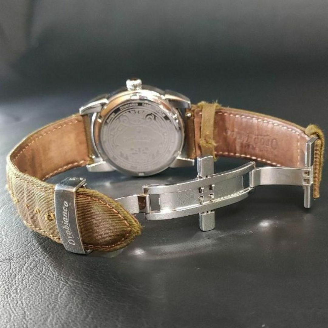 Orobianco(オロビアンコ)の良品【稼働品】OROBIANCO　オロビアンコ　クォーツ　ブラウン　シルバー メンズの時計(腕時計(アナログ))の商品写真