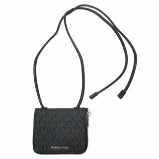 マイケルコース(Michael Kors)の【新品】マイケルコース 財布 二つ折り財布 (小銭入れあり) MICHAEL KORS トラベル PVC MKシグネチャー ロゴ クロスボディ ウォレット 36H3LTRM0B BLACK (ブラック) アウトレット メンズ signature logo crossbody wallet(折り財布)