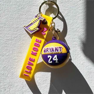 コービー　Bryant NO.24記念キーホルダー ストラップミニサッカーボール(キーホルダー)