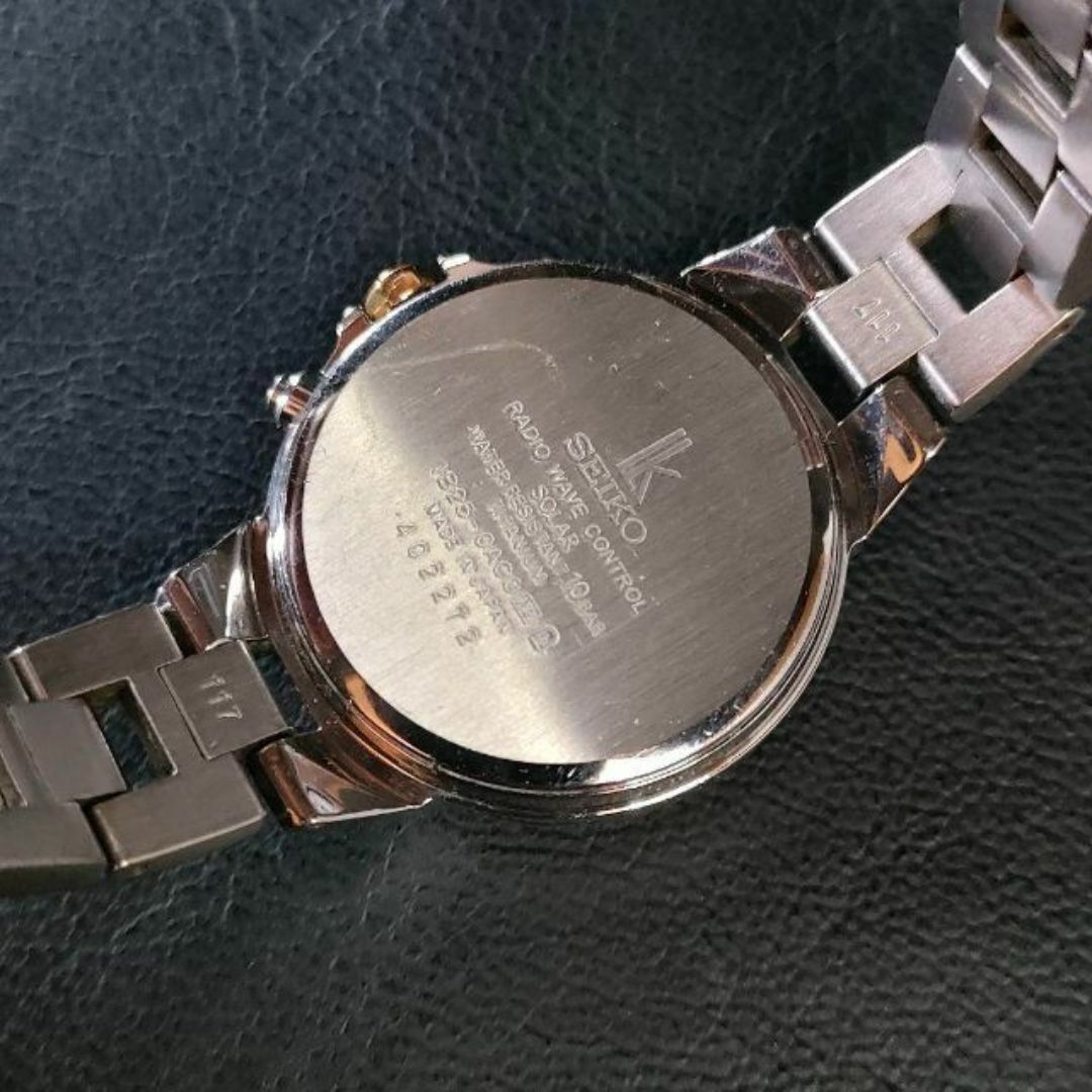 美品【稼働品】SEIKO　セイコールキア　1B25　ピンク　ゴールド　ソーラー レディースのファッション小物(腕時計)の商品写真