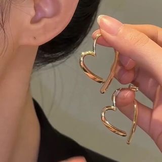 レディース　アクセサリー　ピアス　ハート　ゴールド　シンプル(ピアス)