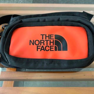 THE NORTH FACE ⭐︎ボディーバッグ