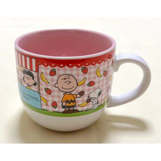 日本製　陶磁器　PEANUTS　SNOOPYスヌーピー　マグカップ1客(食器)