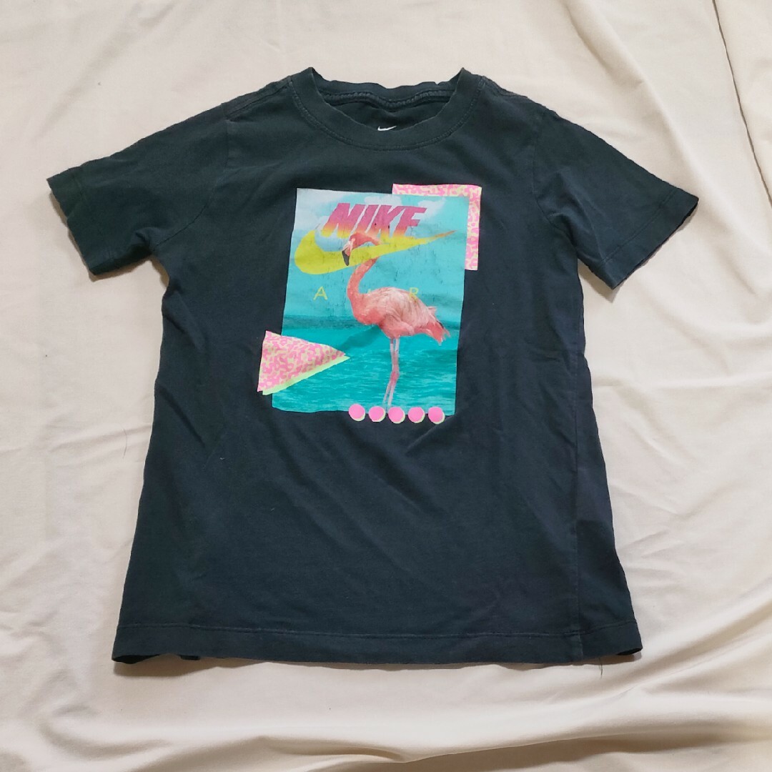 NIKE(ナイキ)のナイキ　Tシャツ キッズ/ベビー/マタニティのキッズ服女の子用(90cm~)(Tシャツ/カットソー)の商品写真