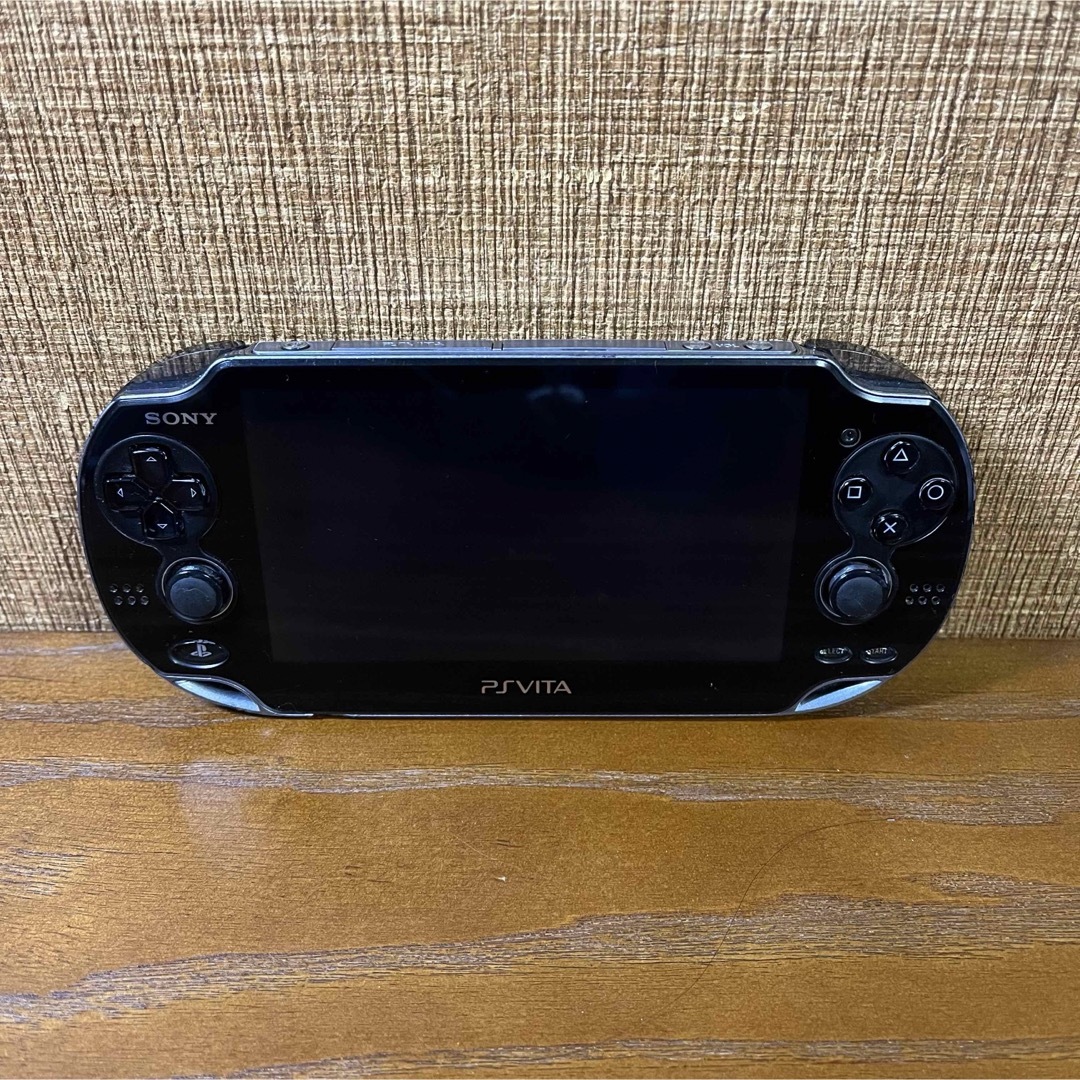 PlayStation Vita(プレイステーションヴィータ)の【ジャンク】PS VITA PCH-1000 本体 エンタメ/ホビーのゲームソフト/ゲーム機本体(携帯用ゲーム機本体)の商品写真