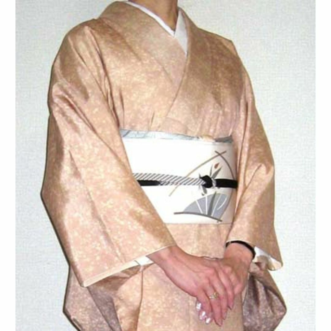 切らずに作る 付け帯 作り帯「お太鼓」の作り方◆名古屋帯用◆小紋　色無地　訪問着 レディースの水着/浴衣(帯)の商品写真