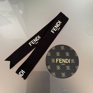 FENDI マグネットクリップとリボン