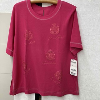 ピンクTシャツ(Tシャツ(半袖/袖なし))