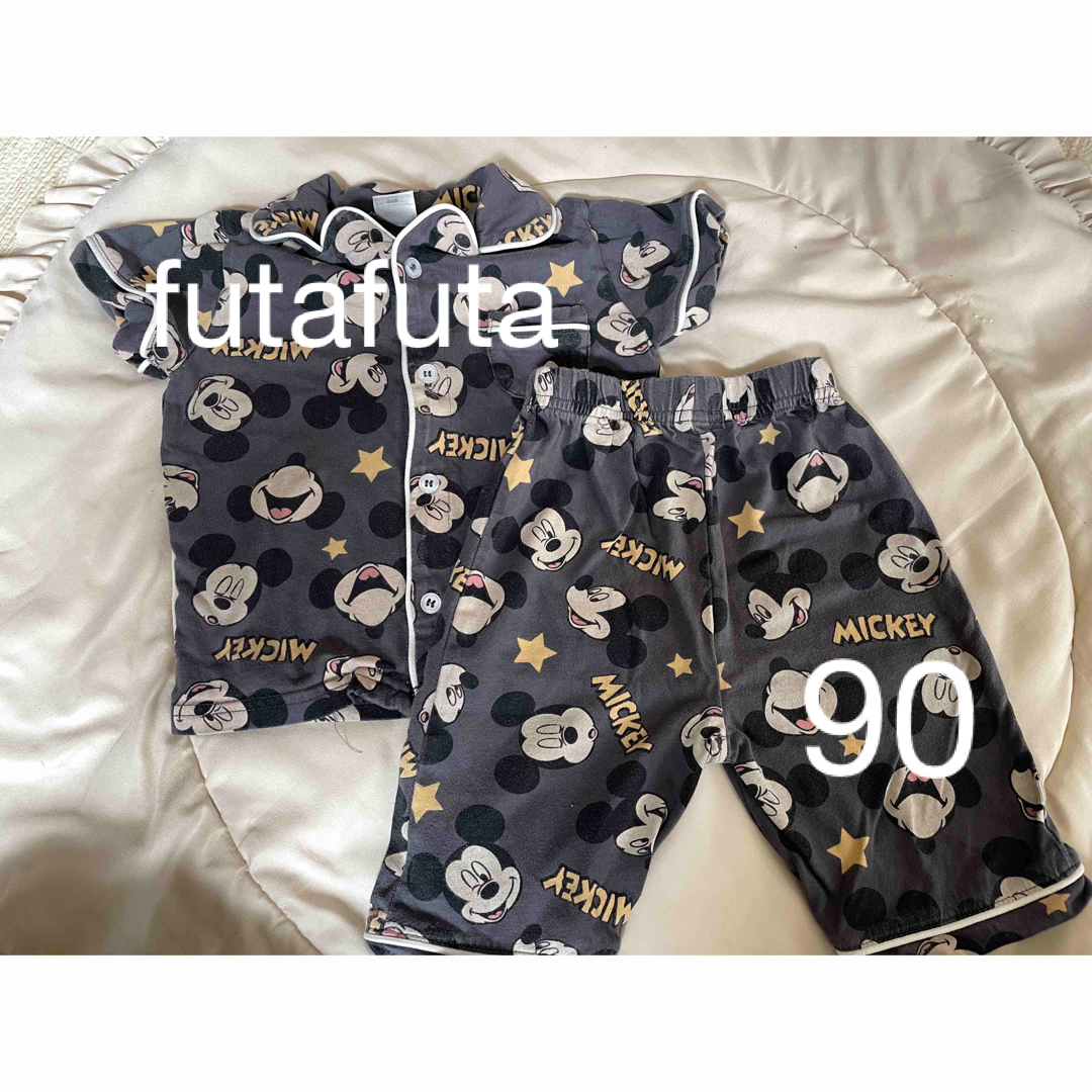 futafuta(フタフタ)のfutafuta ミッキー　パジャマ　夏用　90サイズ キッズ/ベビー/マタニティのキッズ服男の子用(90cm~)(パジャマ)の商品写真