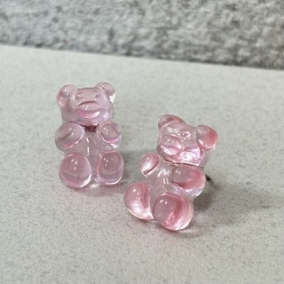 ハンドメイドピアス ハリボーグミ 3Dくま ぷっくり ピンク(ピアス)