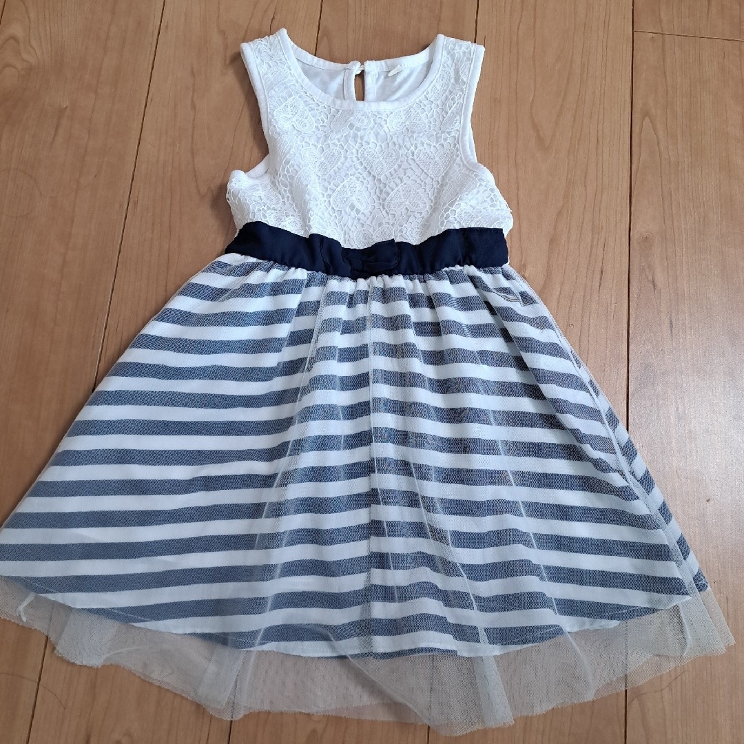 ワンピース　120㎝ キッズ/ベビー/マタニティのキッズ服女の子用(90cm~)(ワンピース)の商品写真