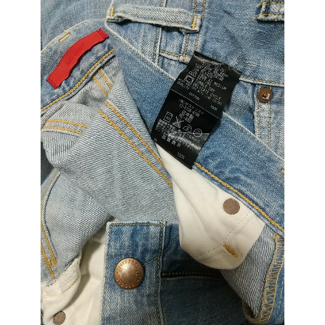 RED CARD(レッドカード)のRED CARD デニムパンツ ジーンズ サイズ26(29) 薄青 レッドカード メンズのパンツ(デニム/ジーンズ)の商品写真