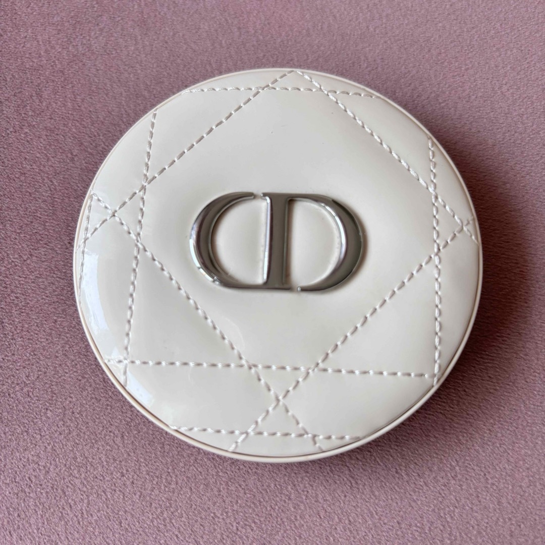 Christian Dior(クリスチャンディオール)のディオールスキンフォーエバークチュールルミナイザー コスメ/美容のベースメイク/化粧品(フェイスカラー)の商品写真