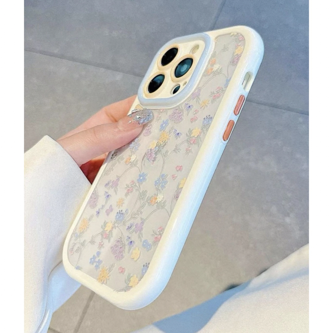 iPhoneケース　クリア　ホワイト　ライトブルー　フラワー　花　韓国　可愛い スマホ/家電/カメラのスマホアクセサリー(iPhoneケース)の商品写真