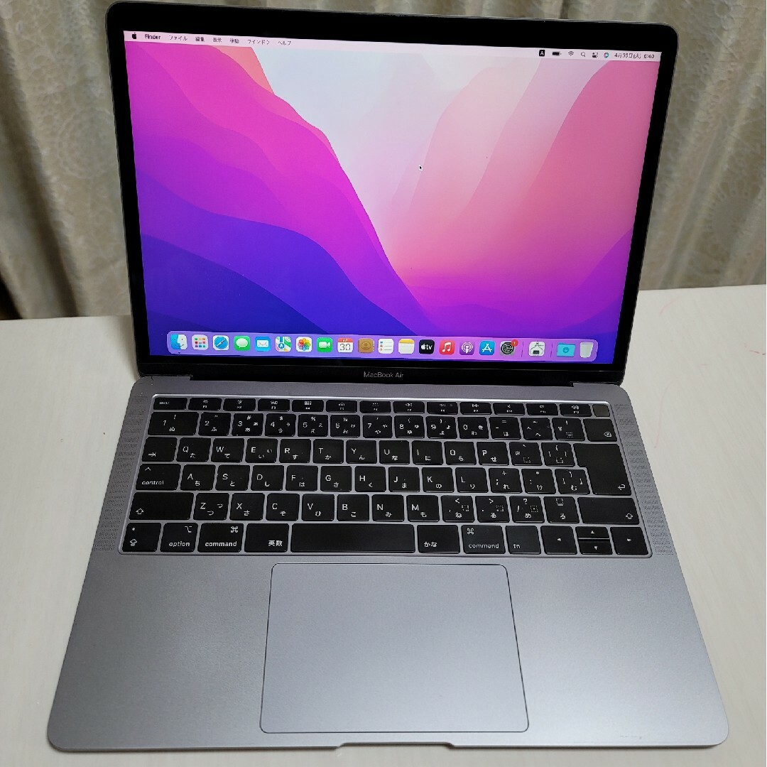 値下げ　美品　Macbook Air 2019 i5 16GB/128GB スマホ/家電/カメラのPC/タブレット(ノートPC)の商品写真