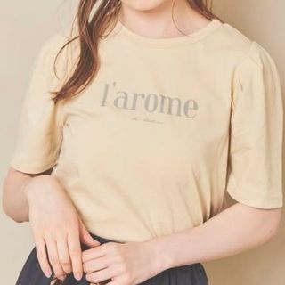 トランテアンソンドゥモード(31 Sons de mode)のタック＆ギャザースリーブロゴTシャツ(Tシャツ(半袖/袖なし))