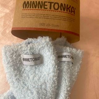 ミネトンカ(Minnetonka)のミネトンカ　もこもこソックス　ブルー　23-25cm(その他)