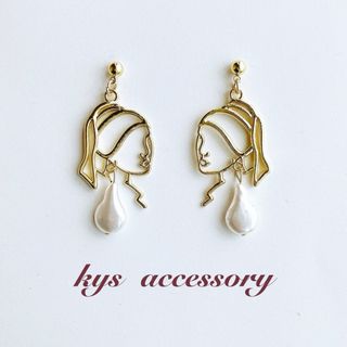 【再々販】ポニーテール フェイス × しずく パール ピアス(ピアス)