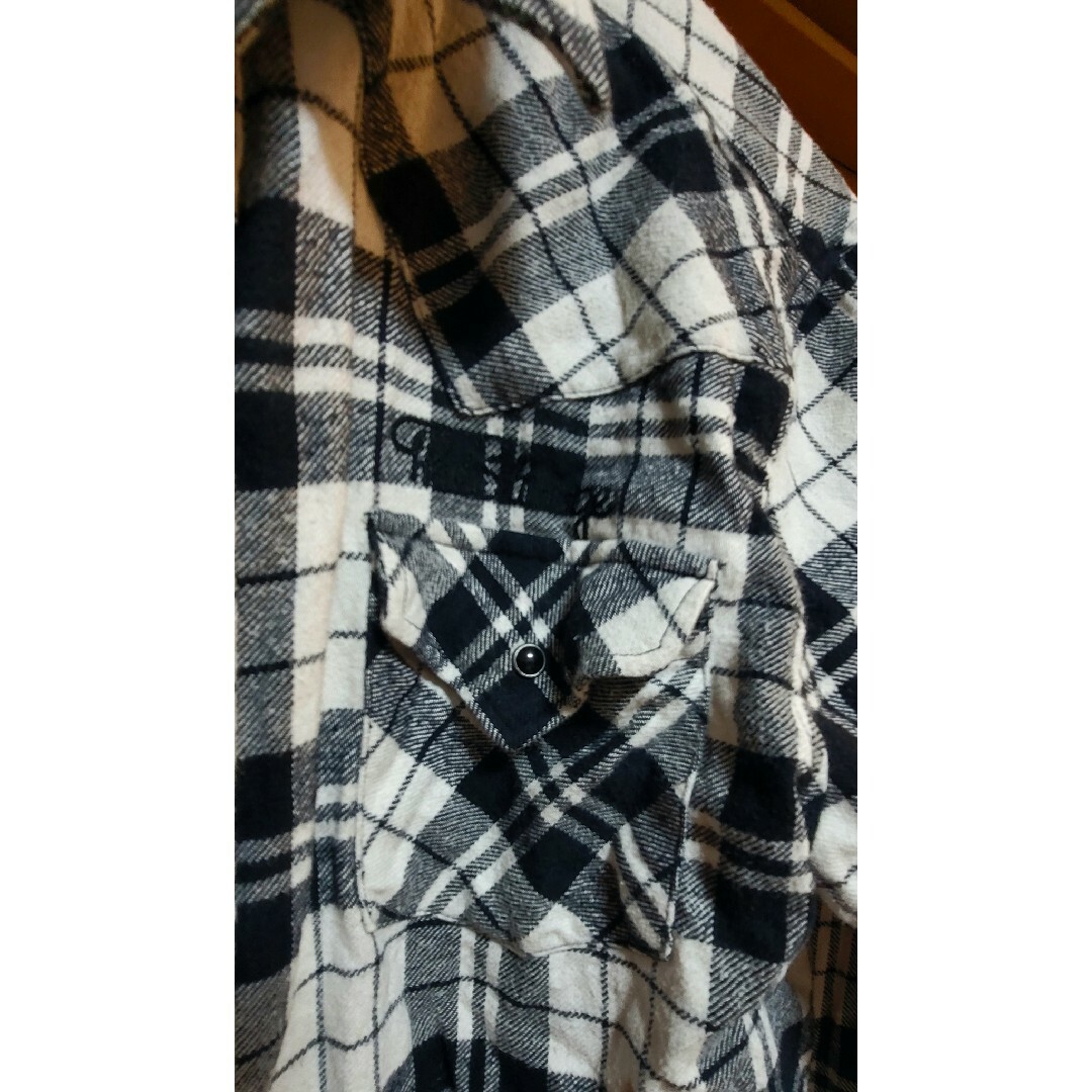 AZZURE(アズール)のアズール ネルシャツ チェック 白 黒 M 長袖 メンズのトップス(Tシャツ/カットソー(七分/長袖))の商品写真