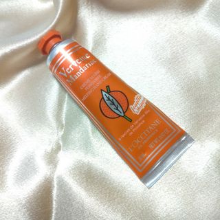 ロクシタン(L'OCCITANE)のロクシタン　マンダリンヴァーベナメルティハンドクリーム(ハンドクリーム)