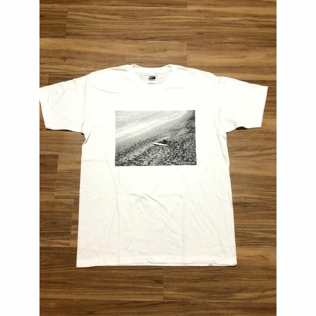 モノクロ写真　サーフプリントTシャツ L メンズのトップス(Tシャツ/カットソー(半袖/袖なし))の商品写真