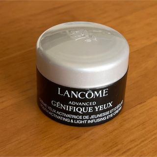 ランコム(LANCOME)のジェニフィックアドバンスト　アイクリーム　5ml(サンプル/トライアルキット)